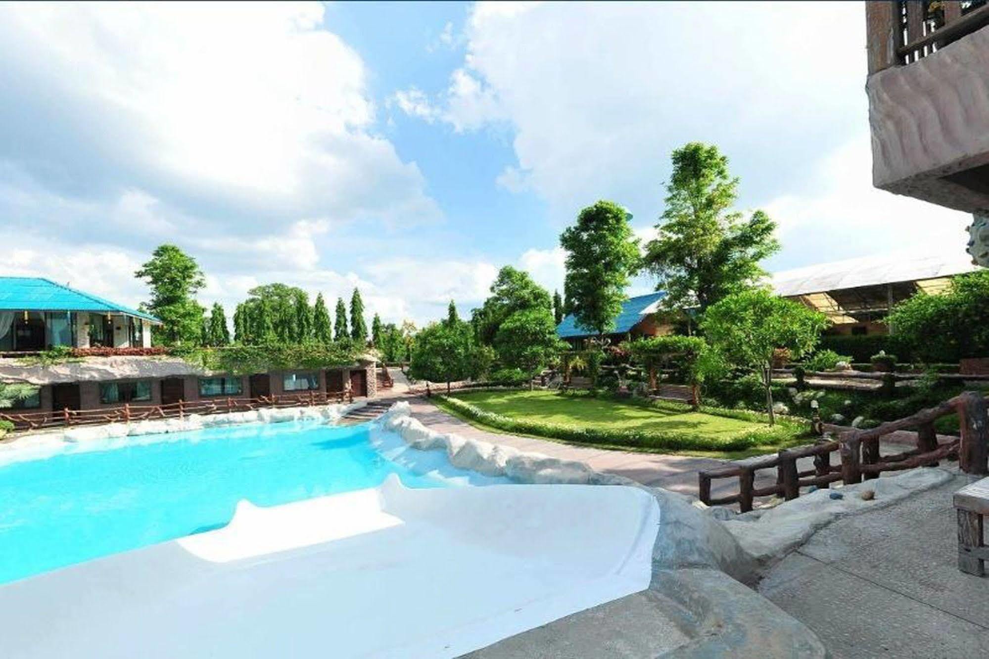 Chart Trip Resort Nakhonratchasima Εξωτερικό φωτογραφία